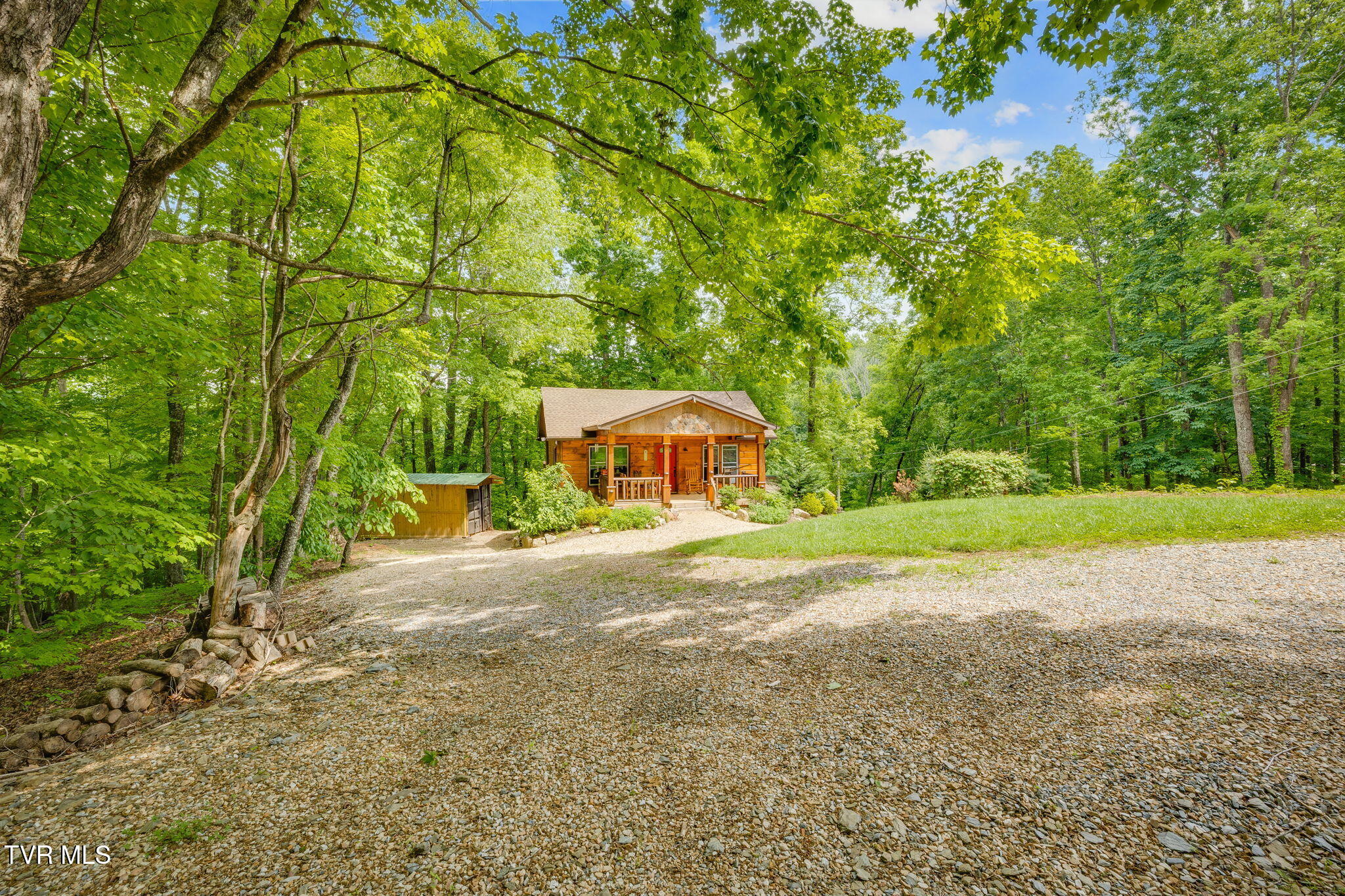 438 Willow Springs Road, Elizabethton, Tennessee image 30