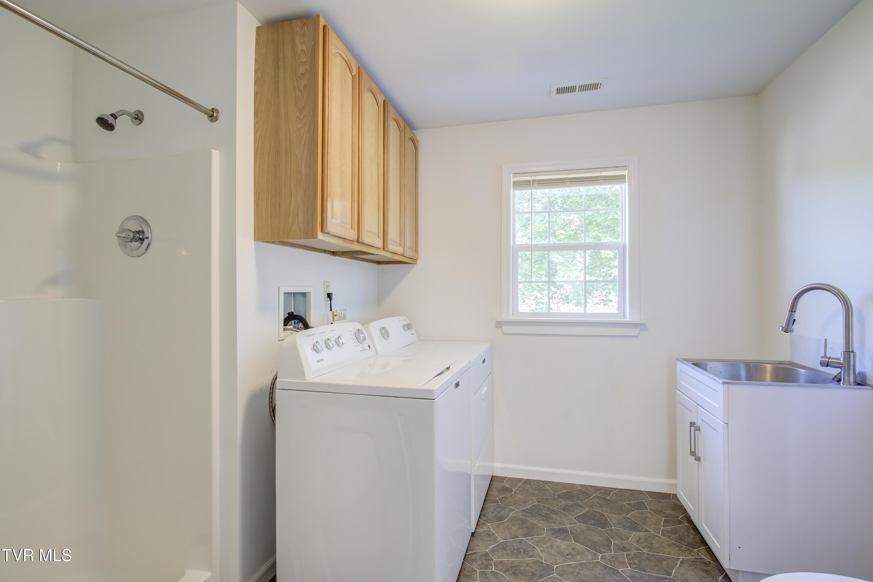 2540 Volunteer Parkway, Bristol, Tennessee image 23