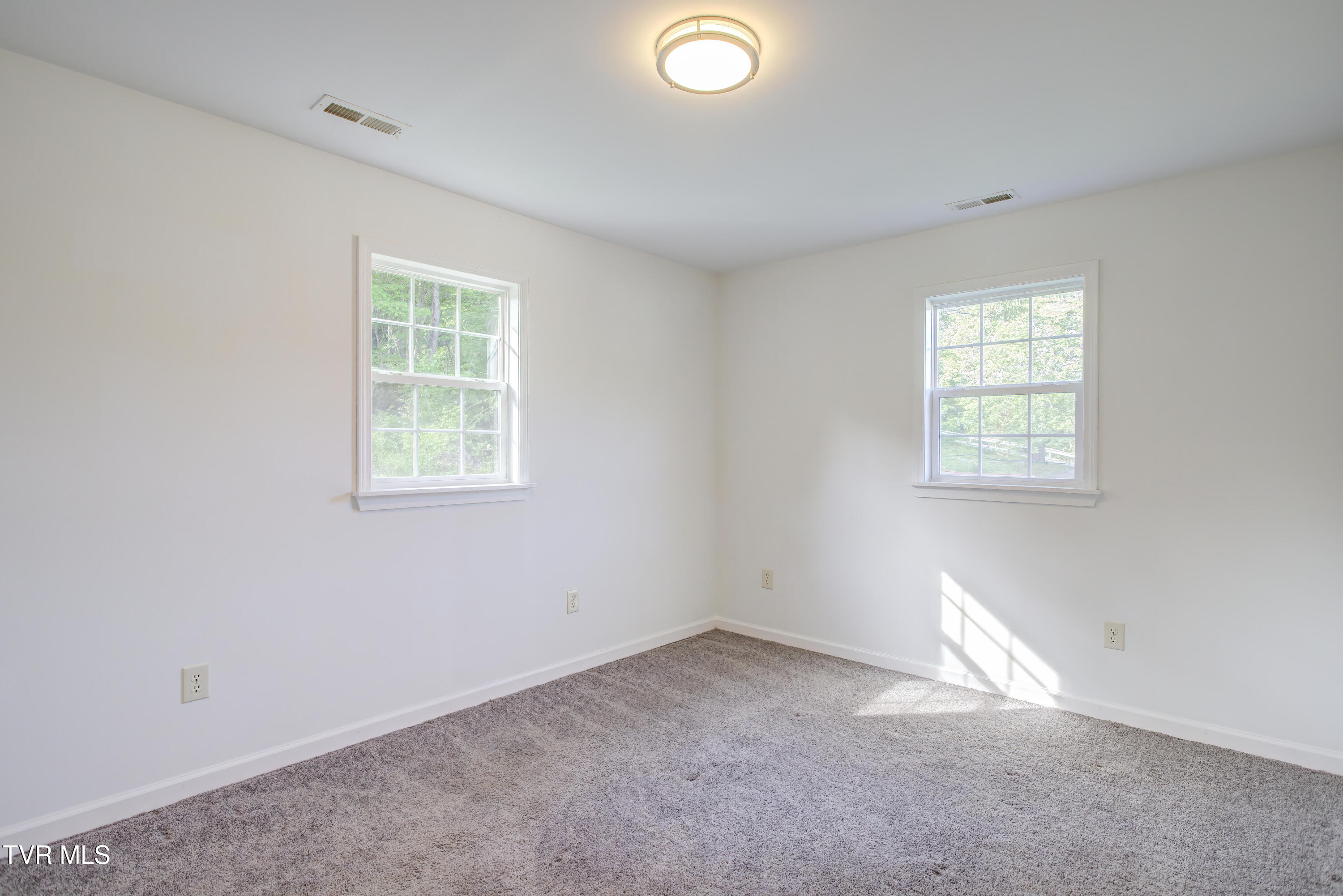 2540 Volunteer Parkway, Bristol, Tennessee image 19