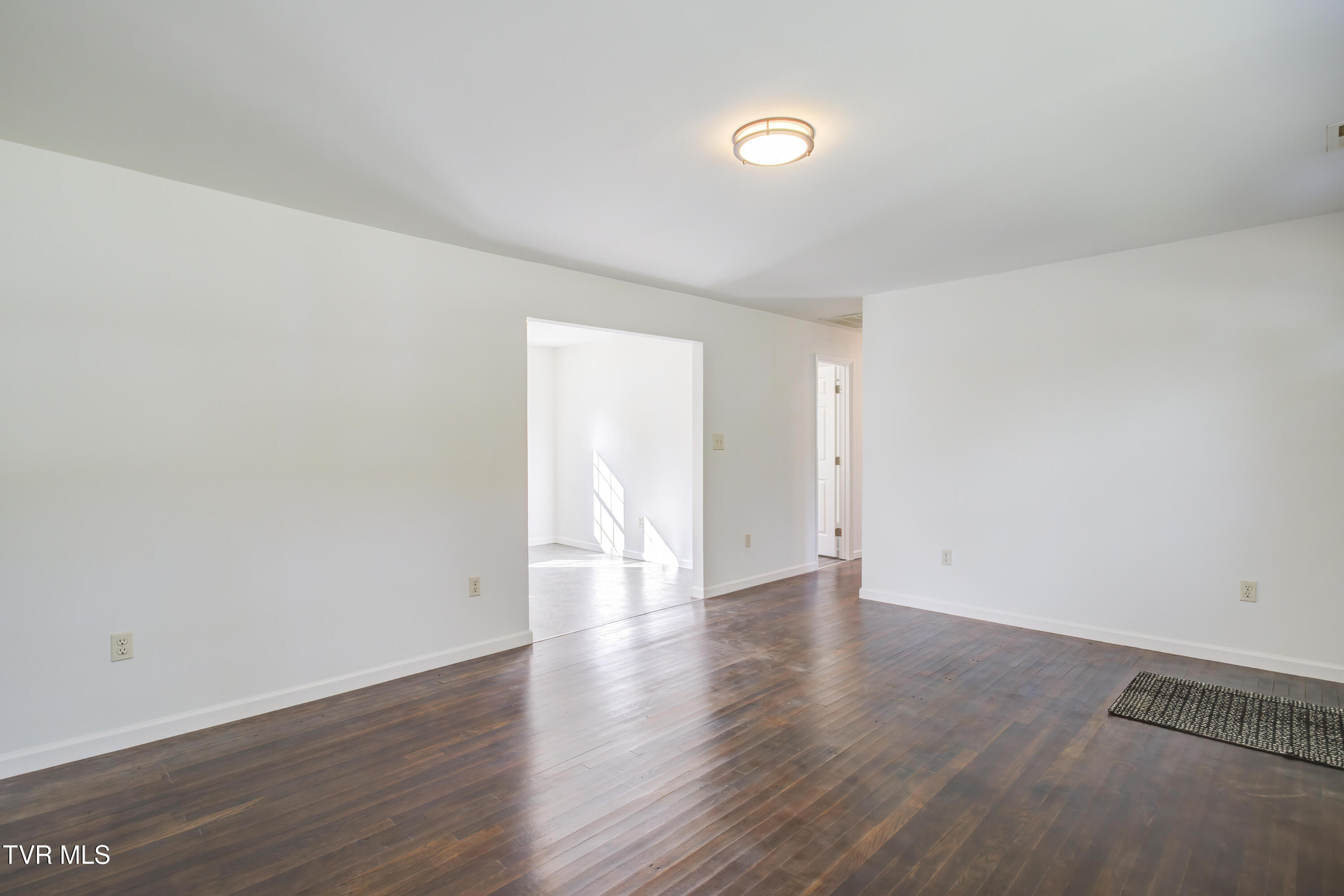 2540 Volunteer Parkway, Bristol, Tennessee image 11