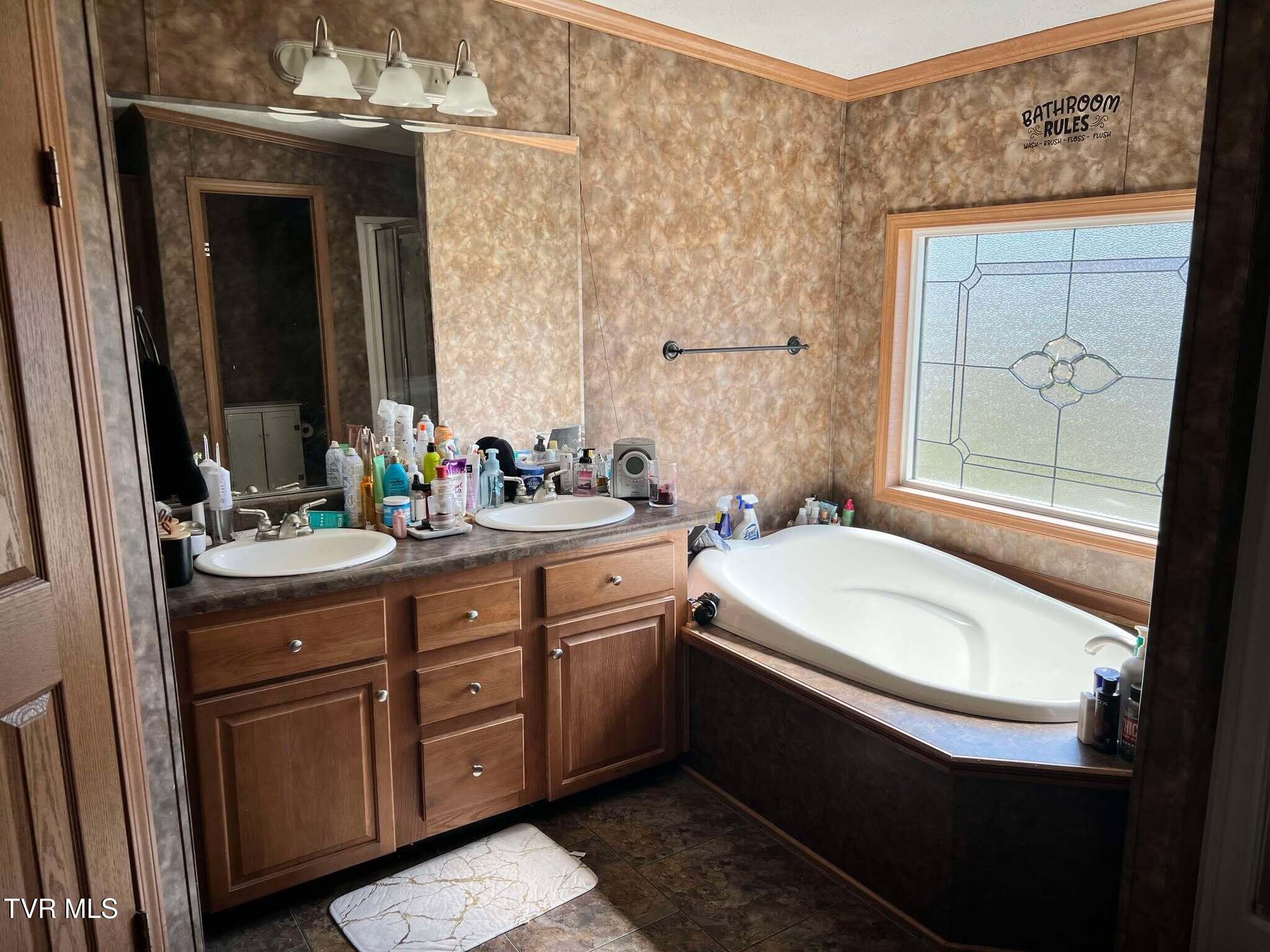 223 Destiny Blake Drive, Jonesville, Virginia image 37