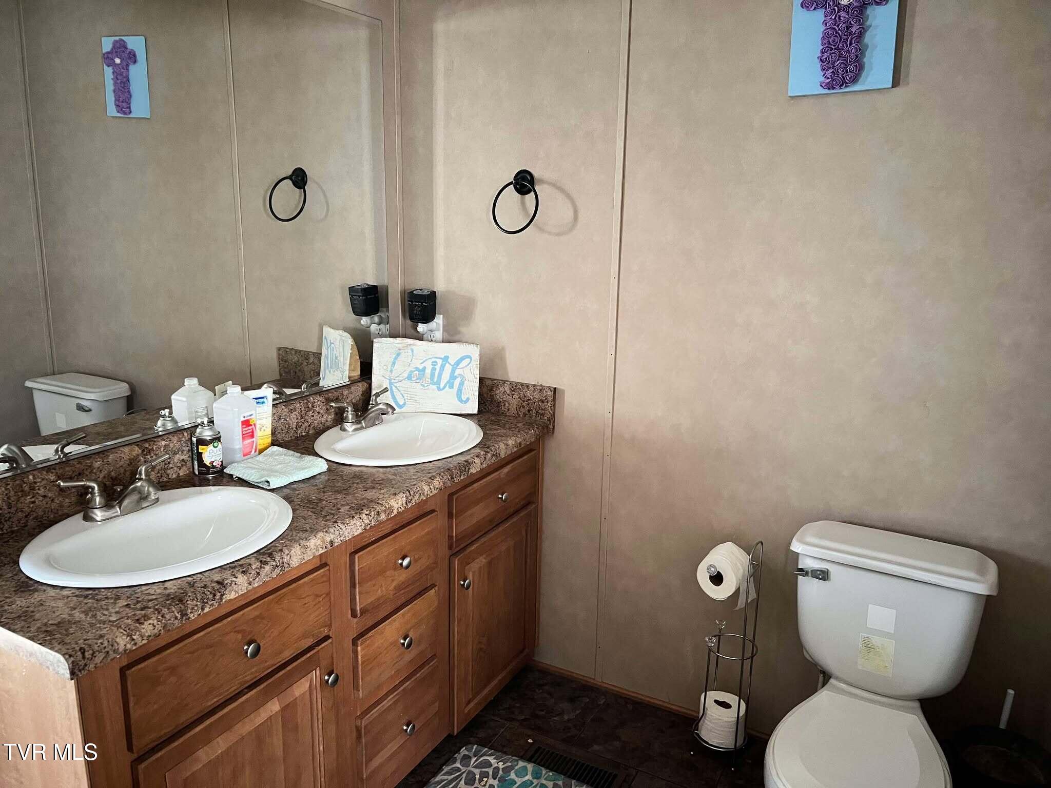 223 Destiny Blake Drive, Jonesville, Virginia image 15
