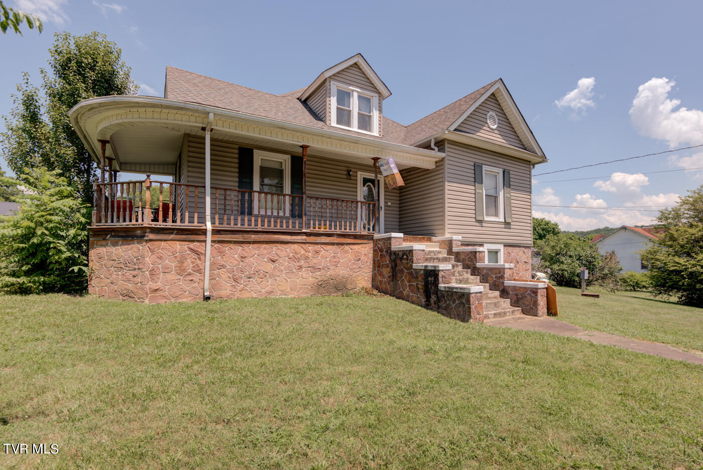 112 York Street, Bulls Gap, Tennessee image 2
