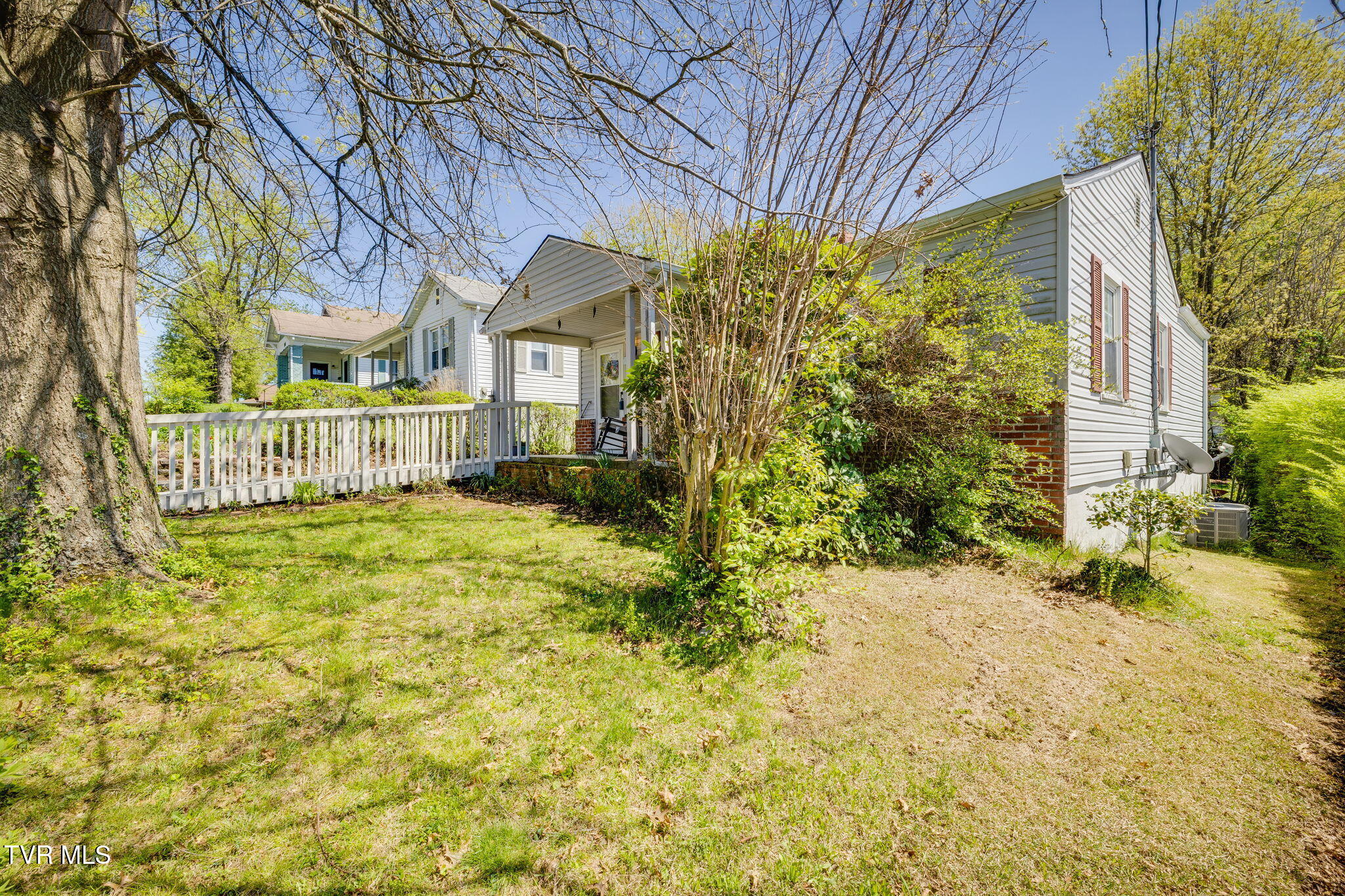 2110 Anderson Street, Bristol, Tennessee image 2
