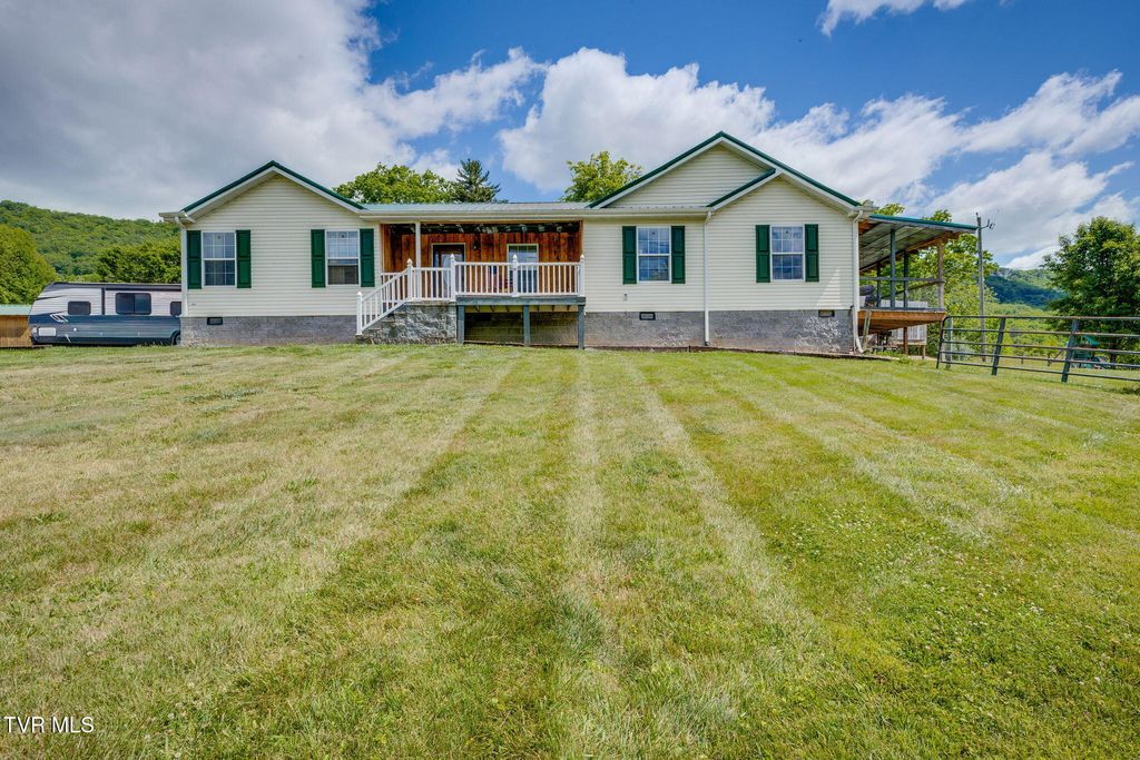 Photo of 400 Cassard Lane, Gate City, VA 24251 (MLS # 9995462)