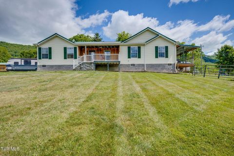 Photo of 400 Cassard Lane, Gate City, VA 24251 (MLS # 9995462)