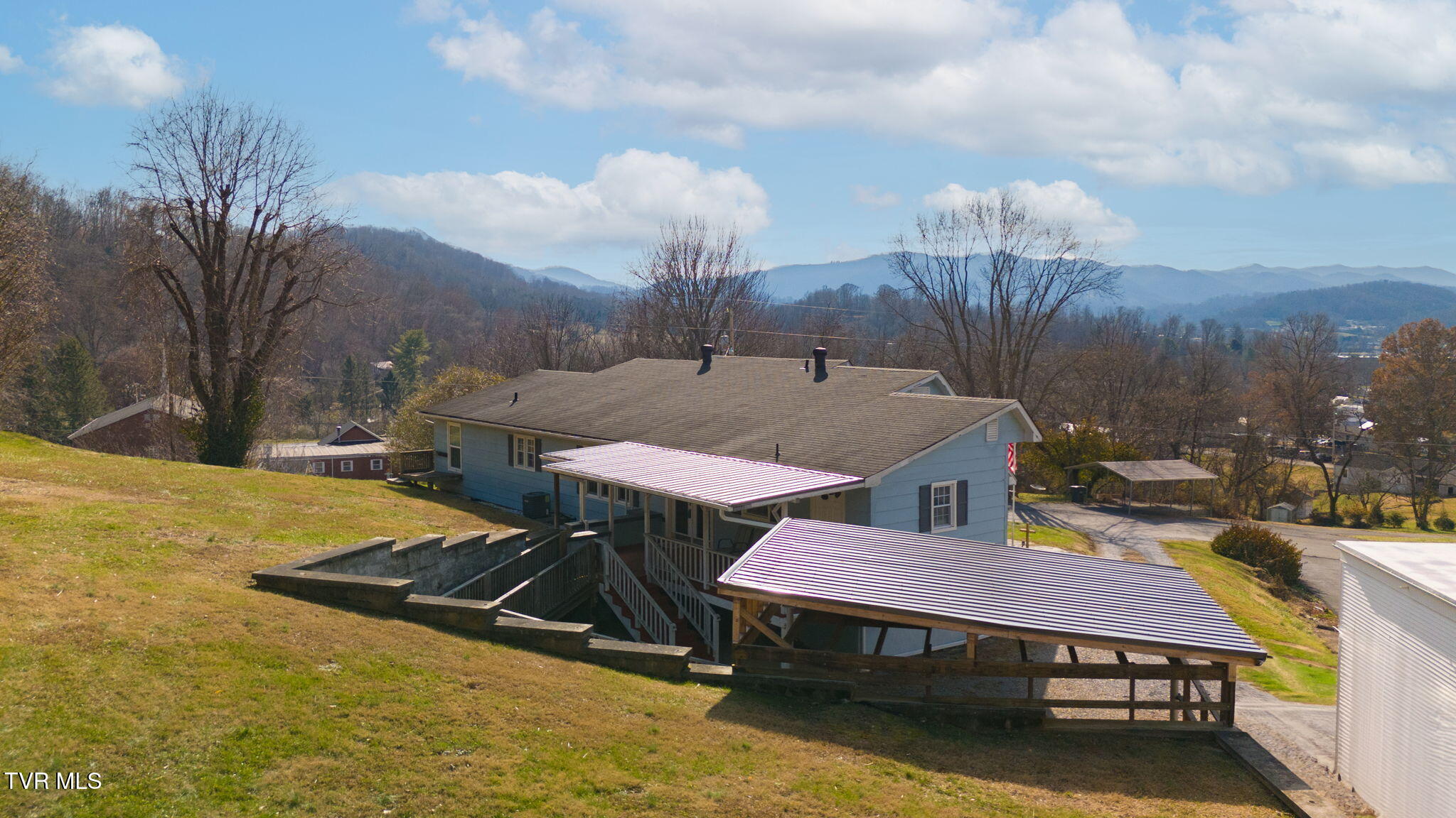 211 Old Siam Rd Road, Elizabethton, Tennessee image 8