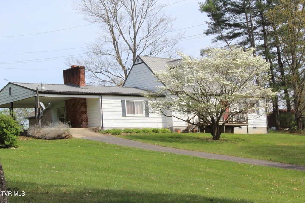 Photo of 175 Fincastle Heights Road, Jonesville, VA 24263 (MLS # 9991179)