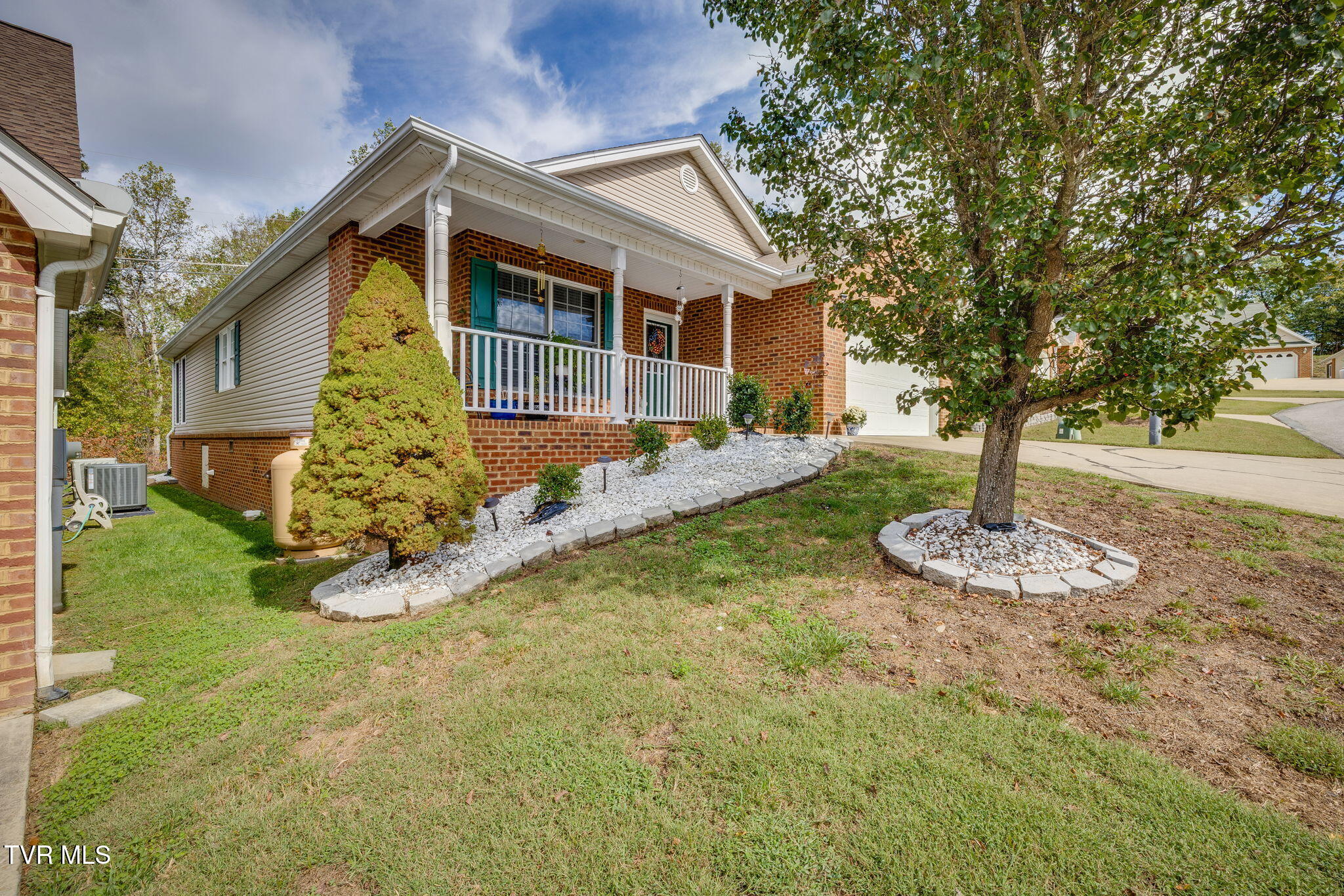 675 Willowcrest Place