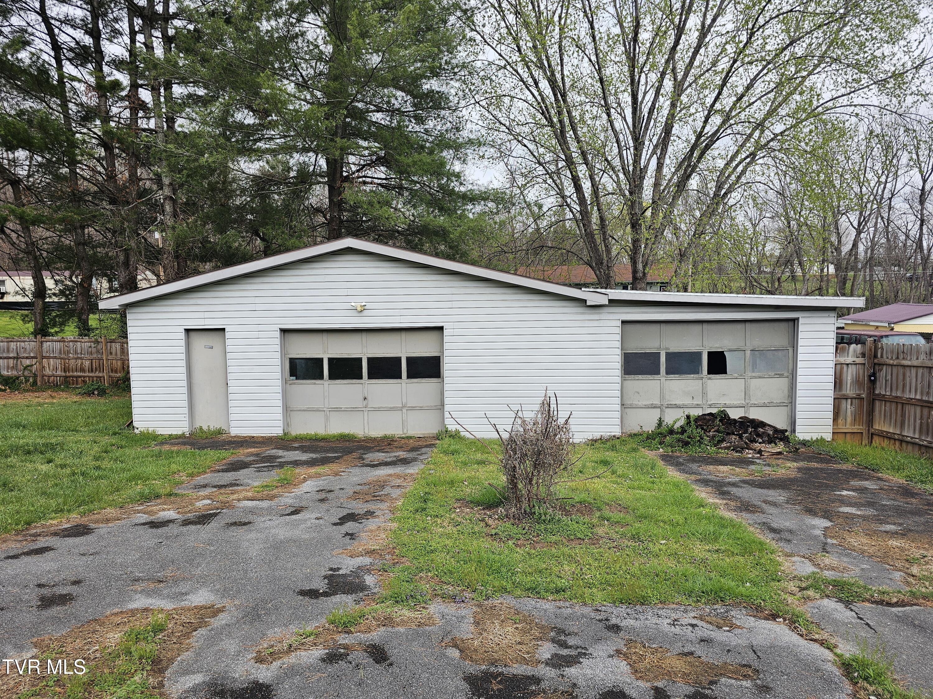 2029 Dave Buck Road, Johnson City, Tennessee image 27