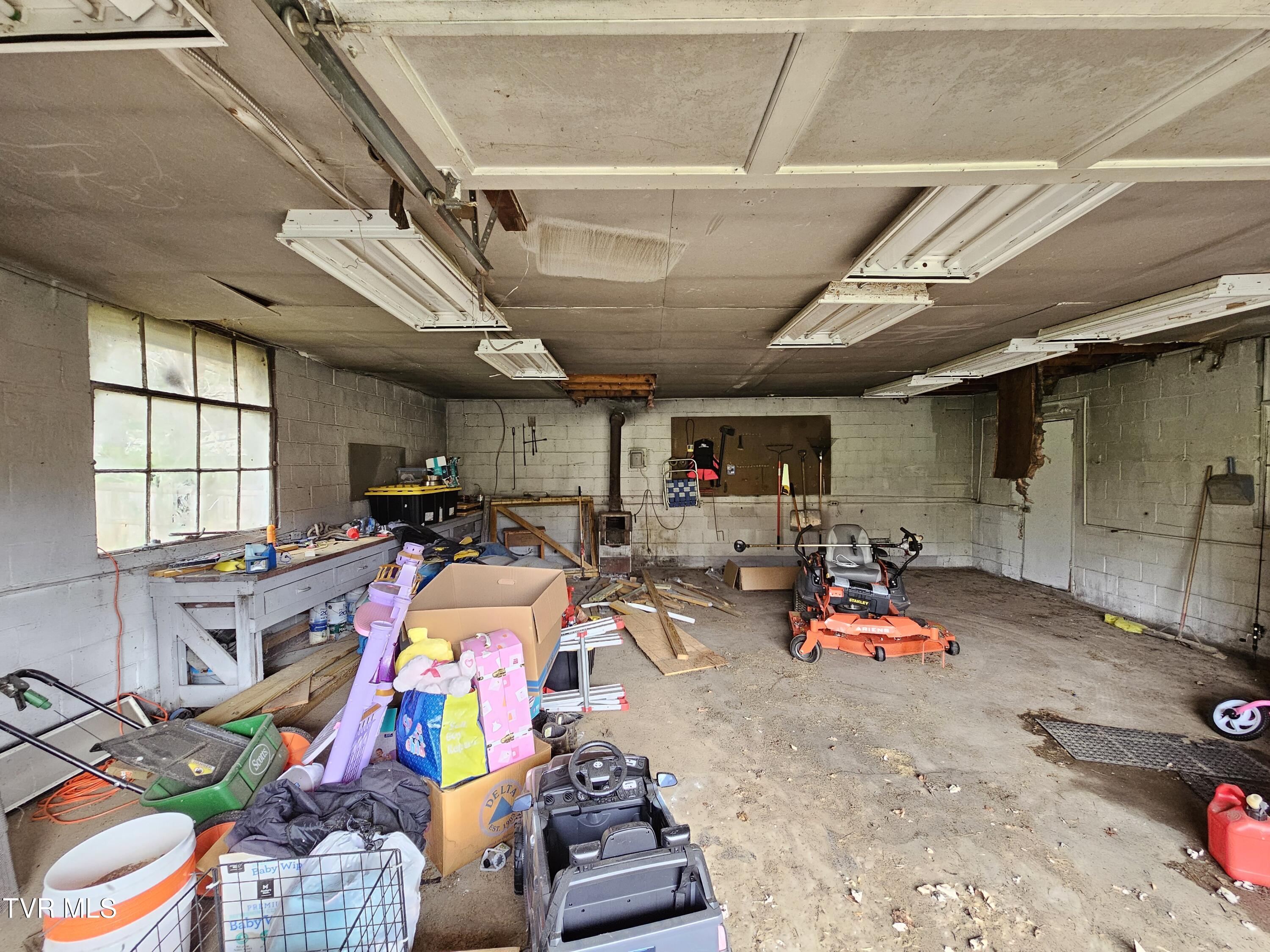 2029 Dave Buck Road, Johnson City, Tennessee image 29