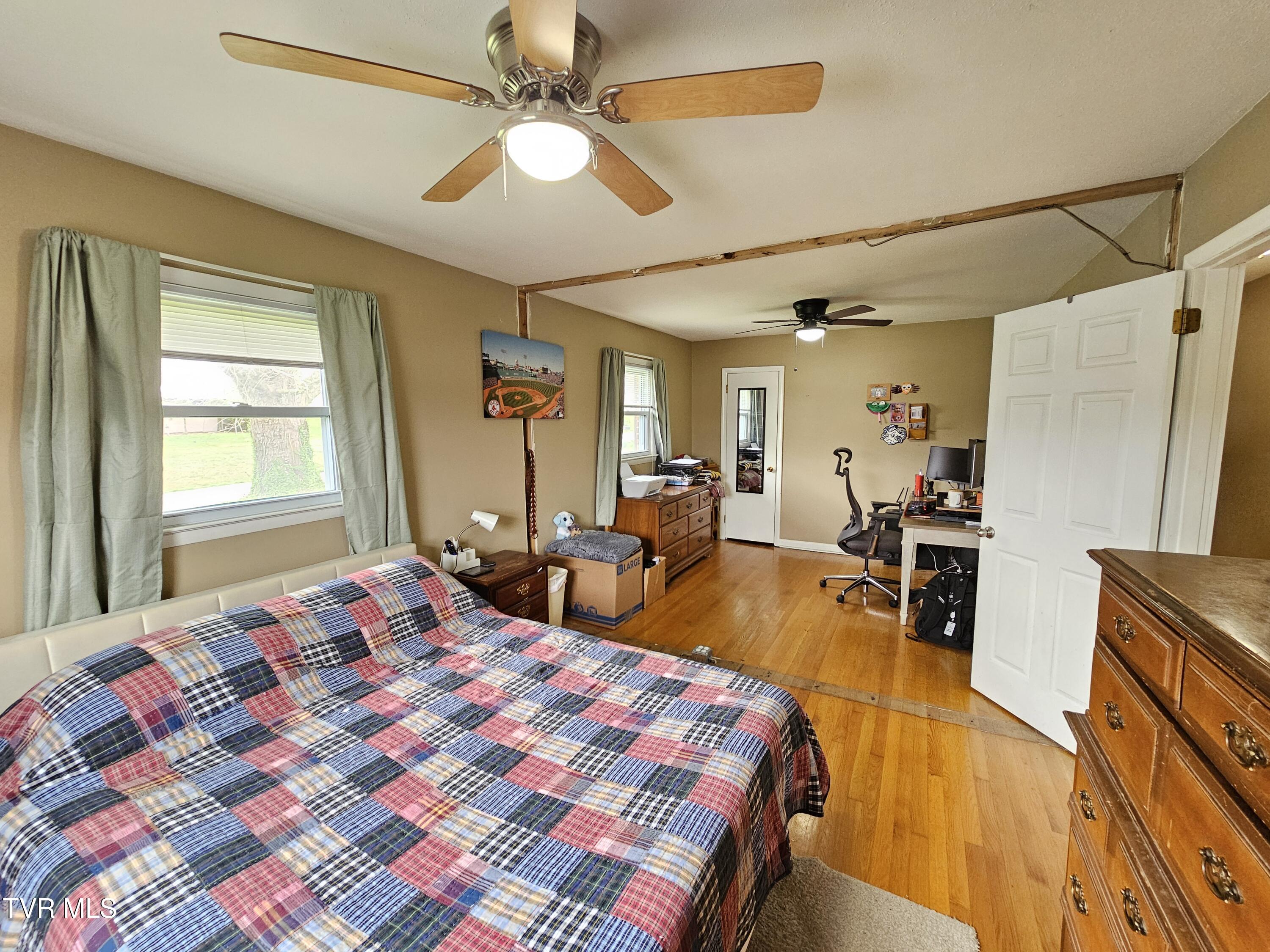 2029 Dave Buck Road, Johnson City, Tennessee image 16