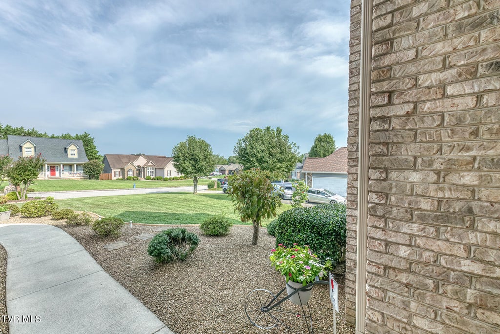 Photo of 364 Wiltshire Drive, Gray, TN 37615 (MLS # 10000581)