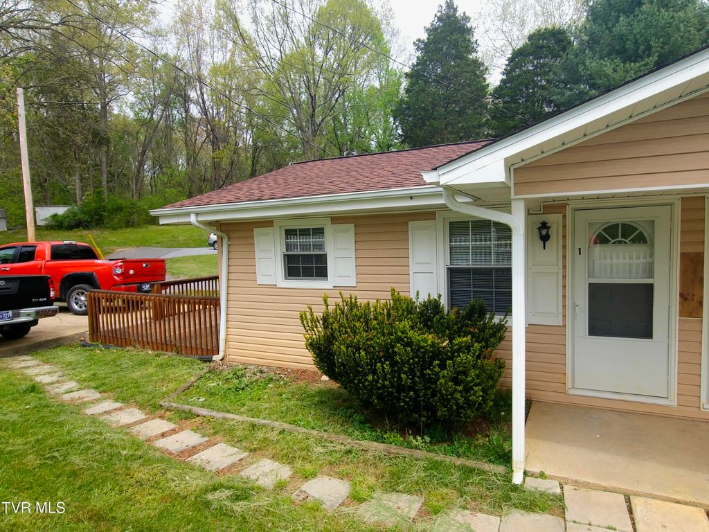 Photo of 200 Two Street #1, Johnson City, TN 37615 (MLS # 9993933)