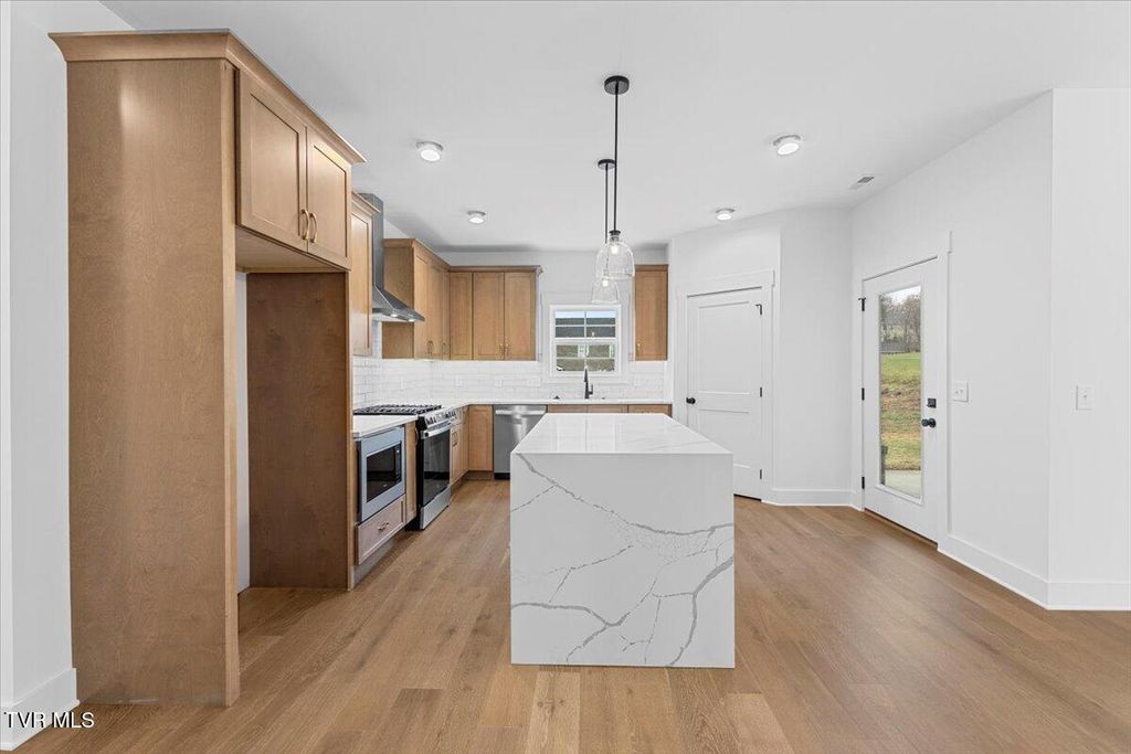 Photo of 211 Dry Kiln Court, Johnson City, TN 37615 (MLS # 9974268)