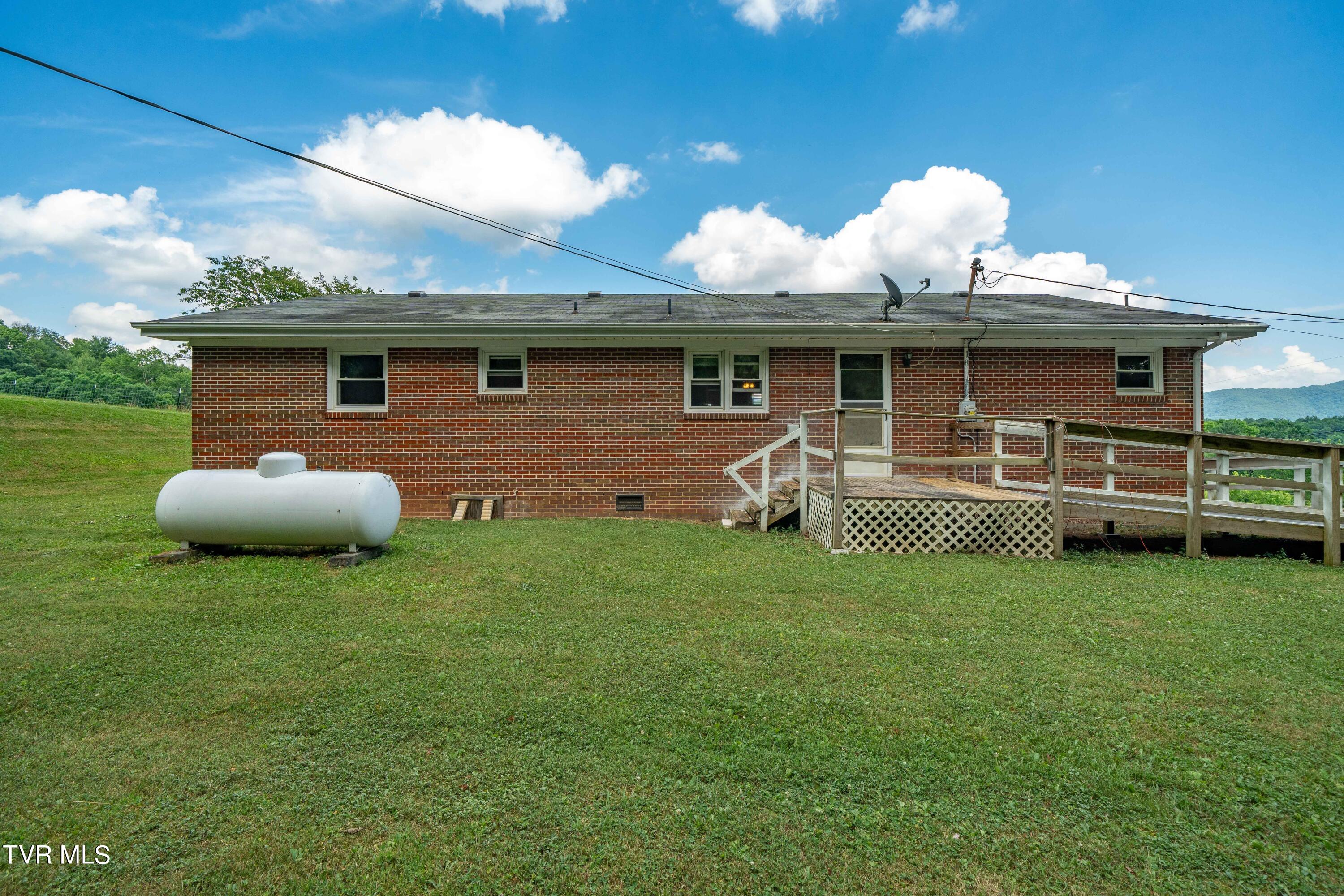 199 Crowder Road, Mountain City, Tennessee image 3