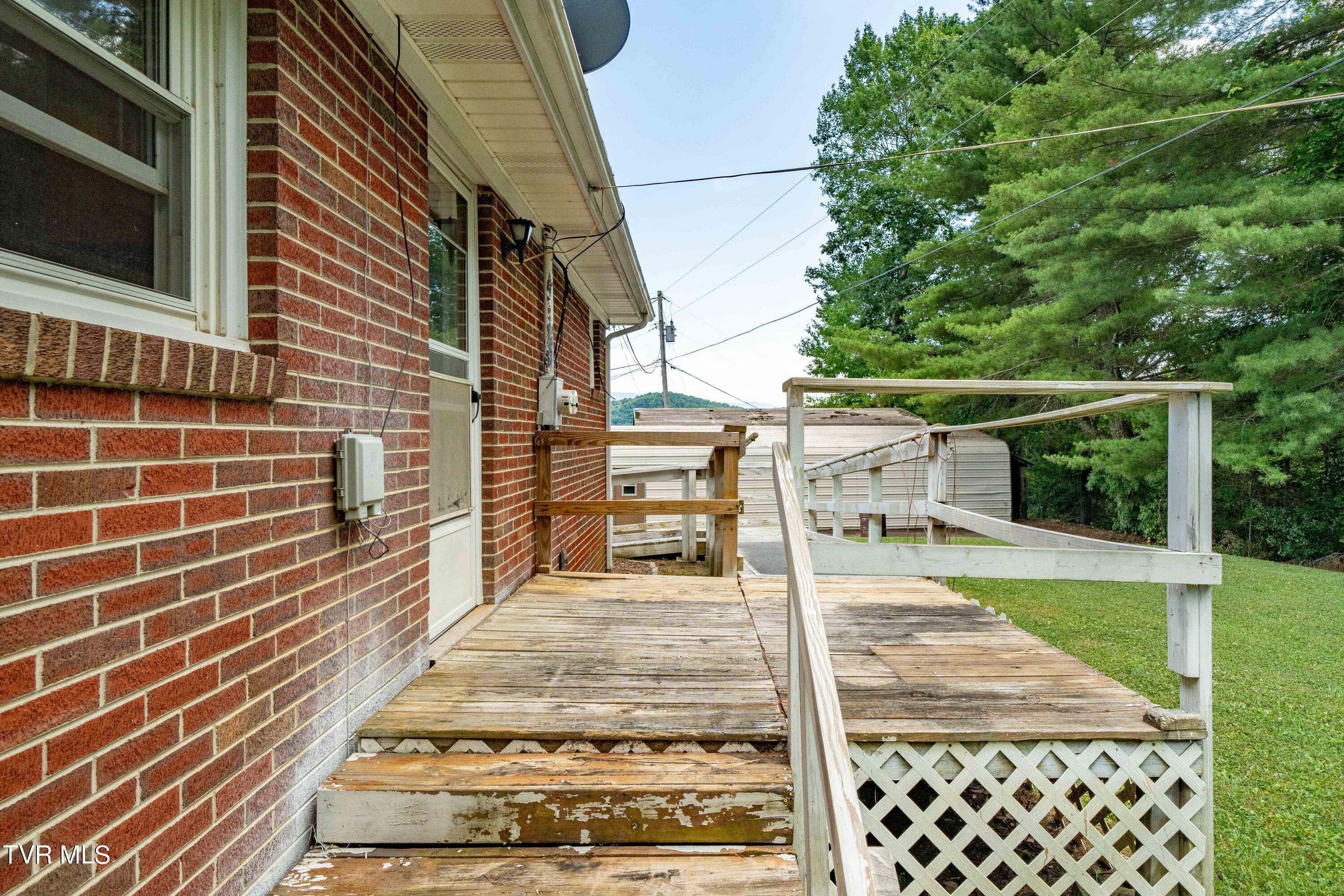 199 Crowder Road, Mountain City, Tennessee image 17