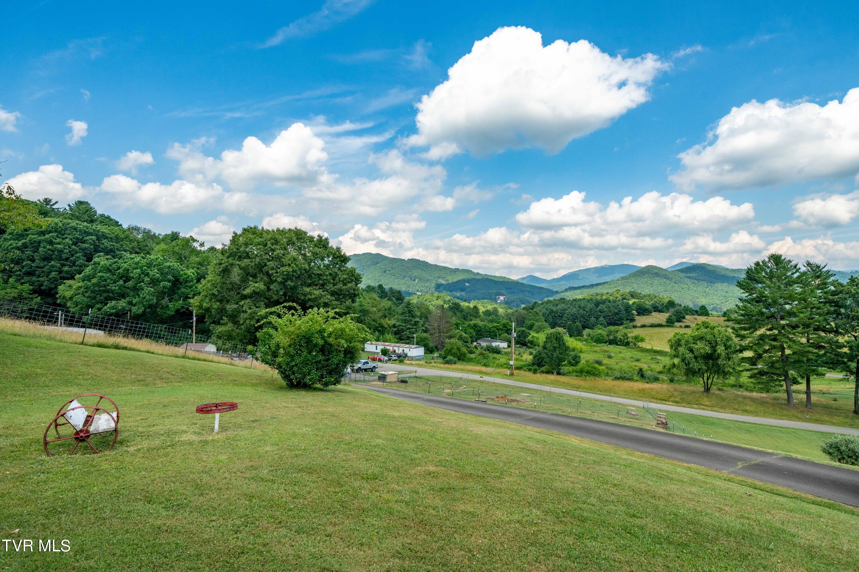 199 Crowder Road, Mountain City, Tennessee image 13