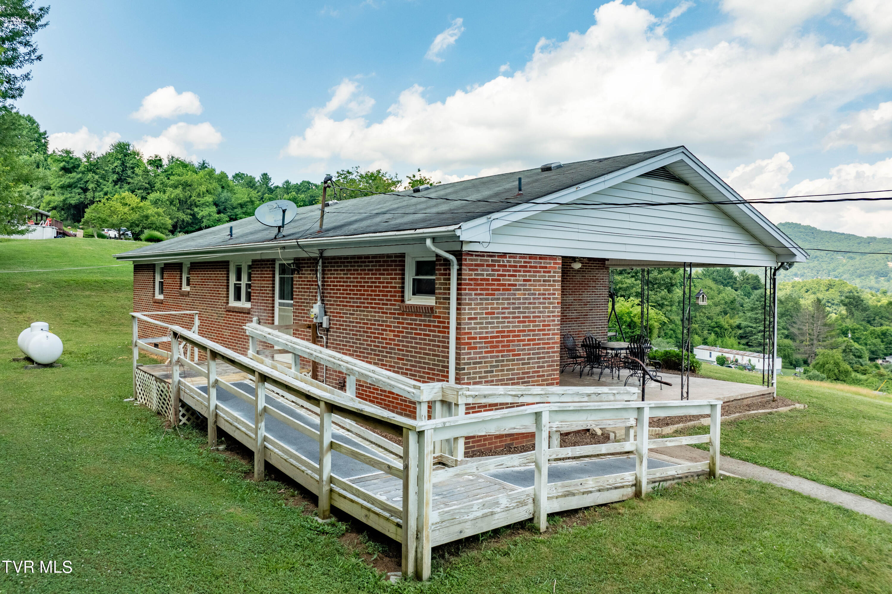 199 Crowder Road, Mountain City, Tennessee image 10