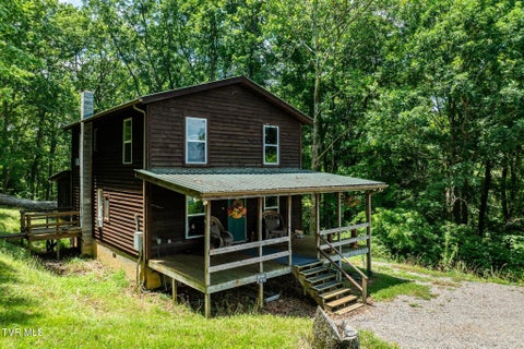 Homes For Sale - 311 Old Dyer Farm Private Lane<br/> Mountain City, TN 37683