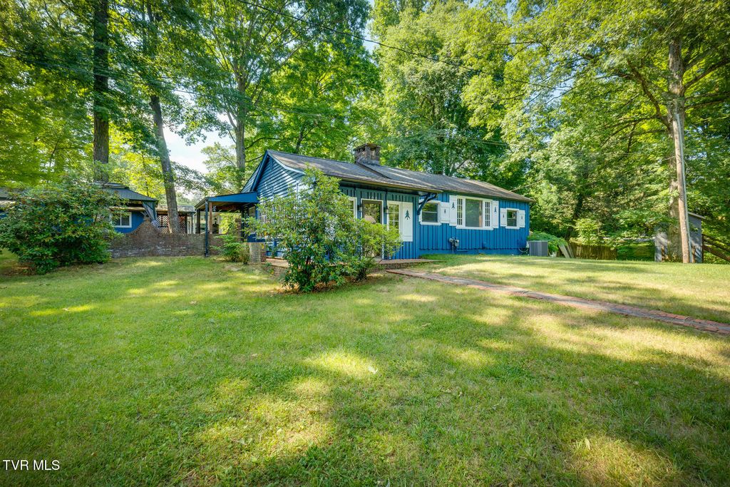 Photo of 120 Rock Road, Bristol, TN 37620 (MLS # 9984905)