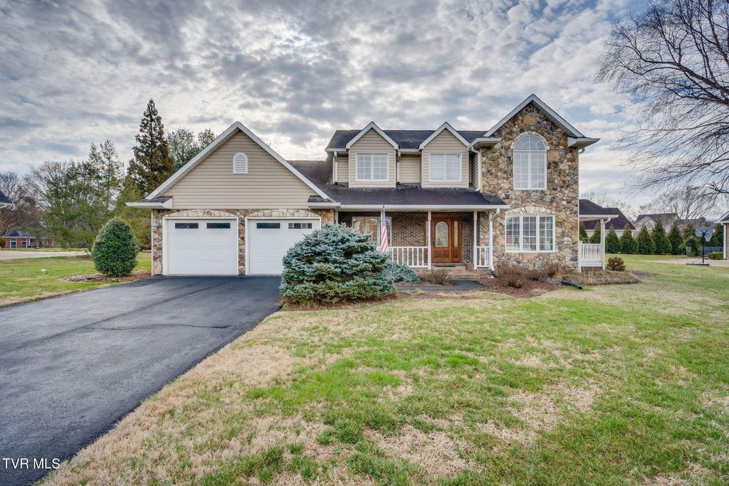 Photo of 115 Wedgewood Circle, Elizabethton, TN 37643 (MLS # 9991866)