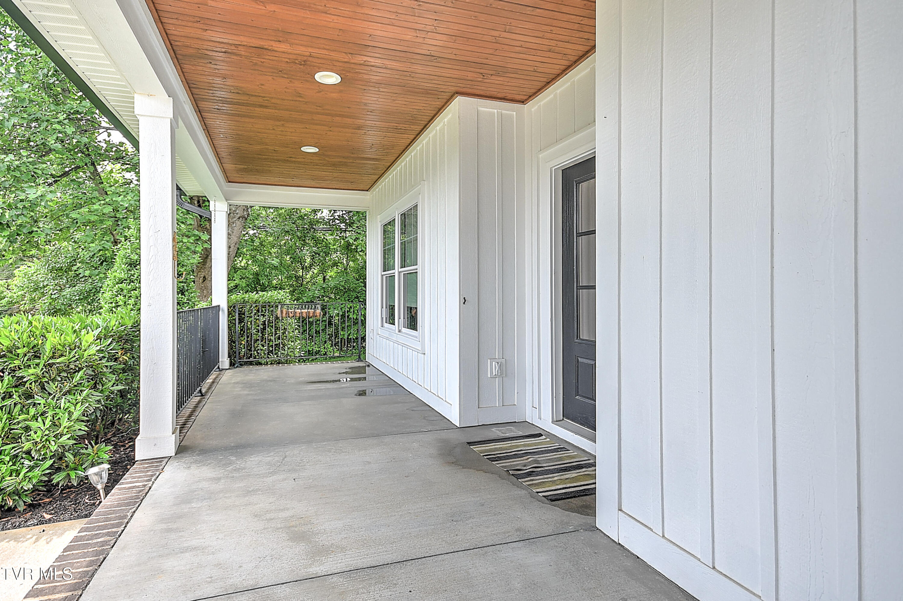 203 Riverwatch Circle, Kingsport, Tennessee image 8