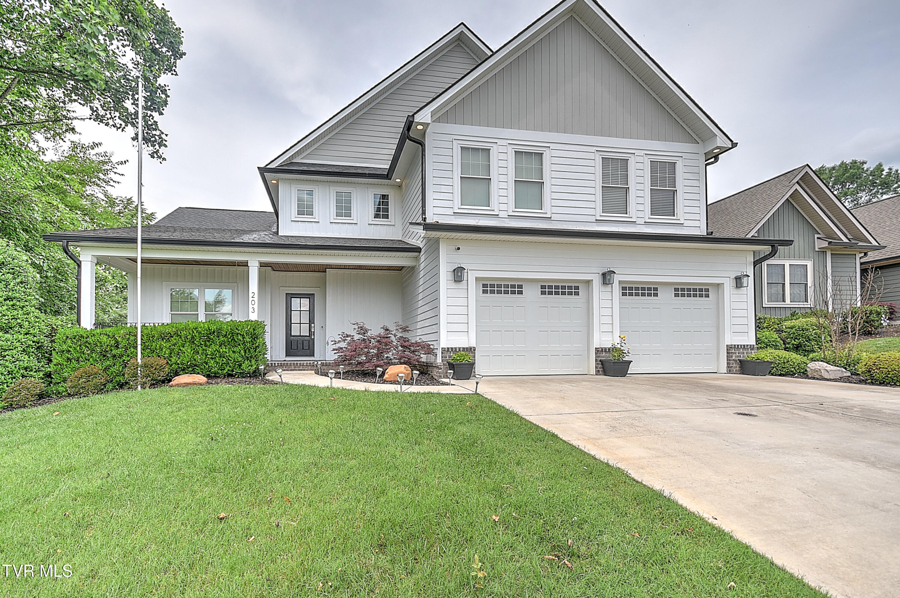 203 Riverwatch Circle, Kingsport, Tennessee image 3