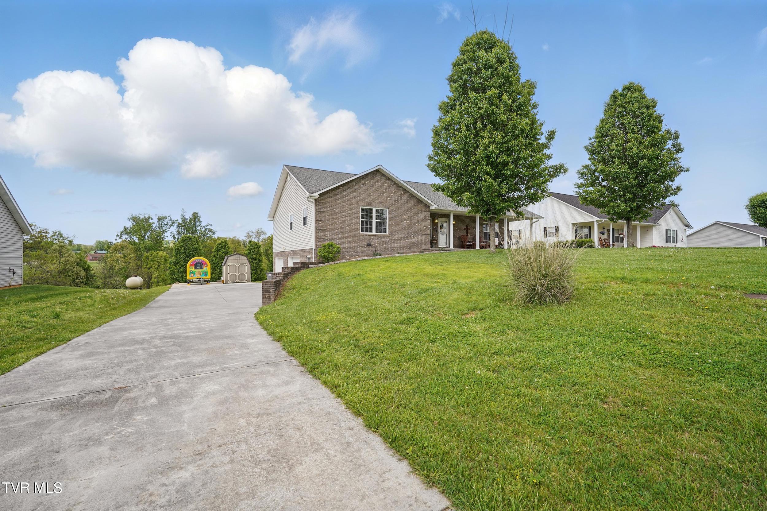453 Possum Creek Road, Greeneville, Tennessee image 3