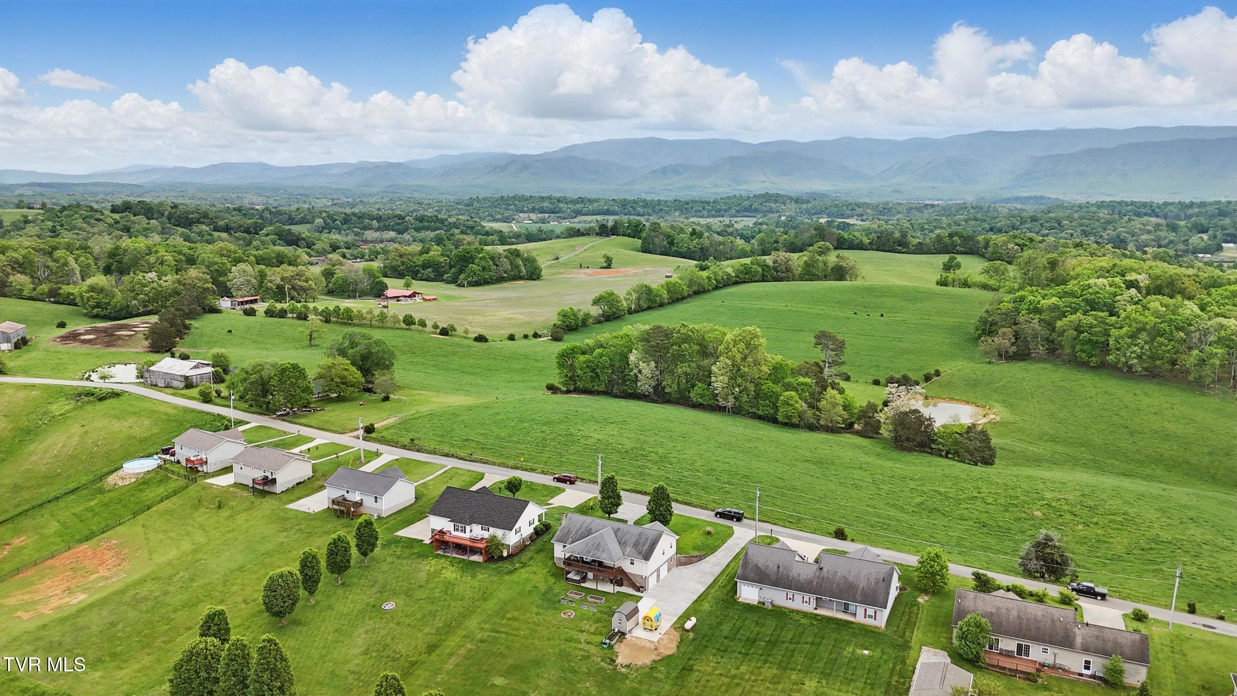 453 Possum Creek Road, Greeneville, Tennessee image 46