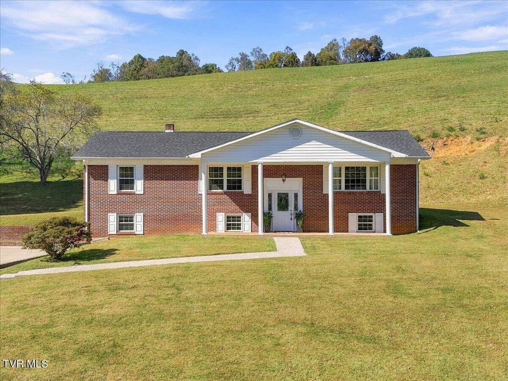 Photo of 216 Ron Trent Road, Sneedville, TN 37869 (MLS # 10002483)