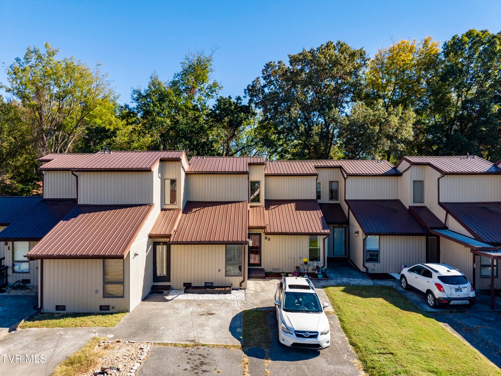 Photo of 780 Hamilton Road #D3, Blountville, TN 37617 (MLS # 10002341)