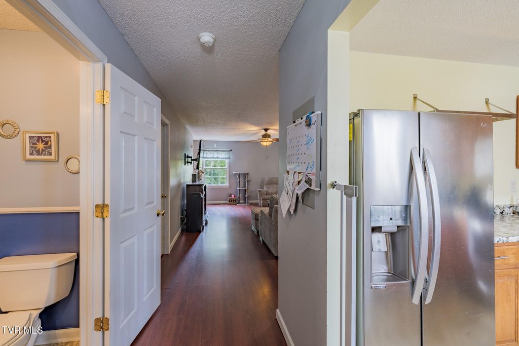 Photo of 152 Gray Station Road #Apt 40, Gray, TN 37615 (MLS # 9995221)