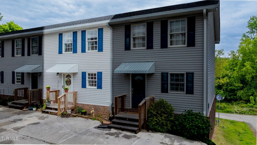 Photo of 152 Gray Station Road #Apt 40, Gray, TN 37615 (MLS # 9995221)