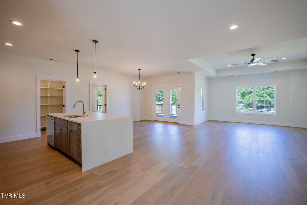 Photo of 54 Glaze Farm Way, Johnson City, TN 37615 (MLS # 9995466)