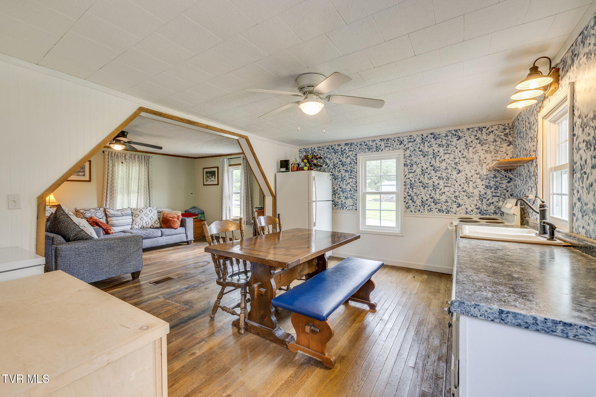 894 Mountain View Road, Rogersville, Tennessee image 10