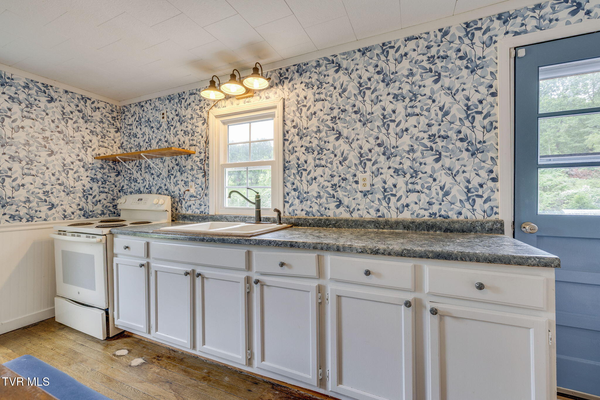 894 Mountain View Road, Rogersville, Tennessee image 9
