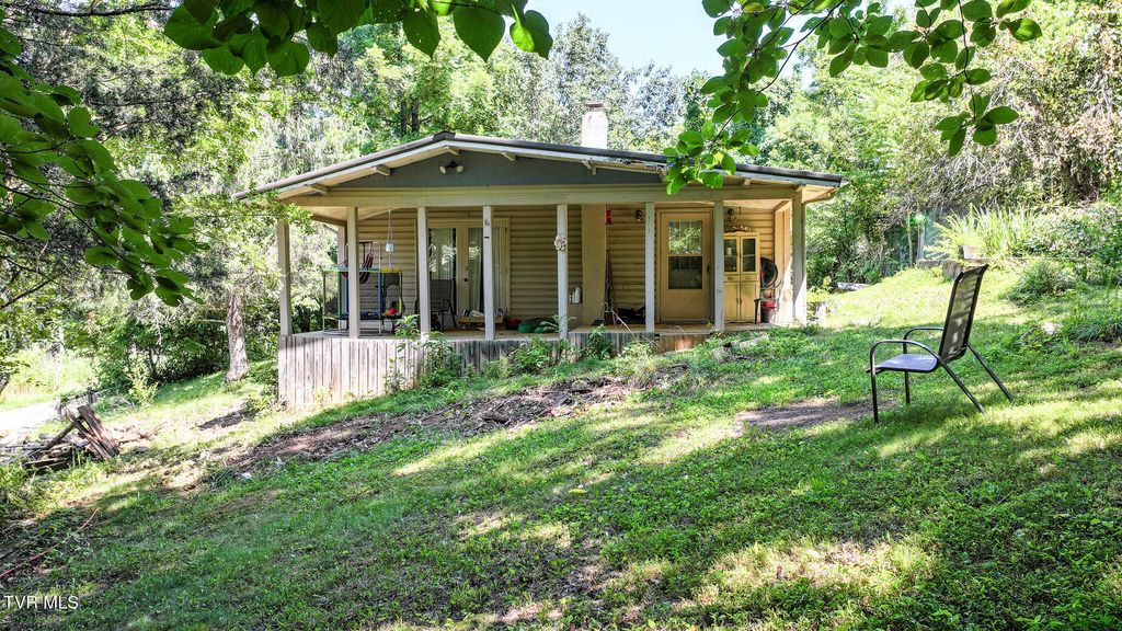 Photo of 111 Elvin Shirley Road, Johnson City, TN 37601 (MLS # 9998455)