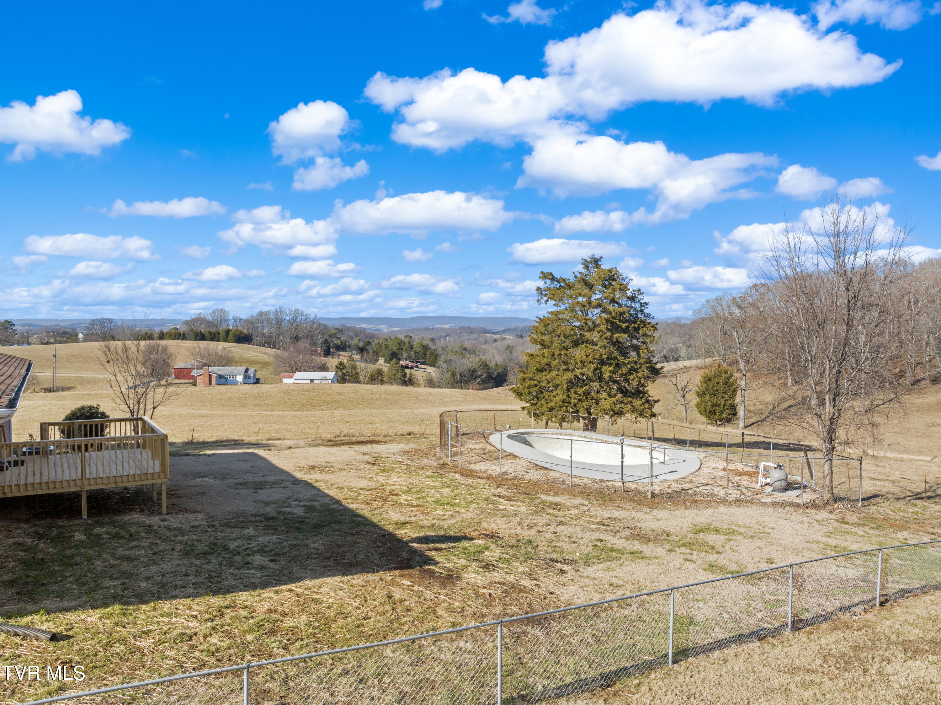 596 Wanda Drive, Talbott, Tennessee image 3