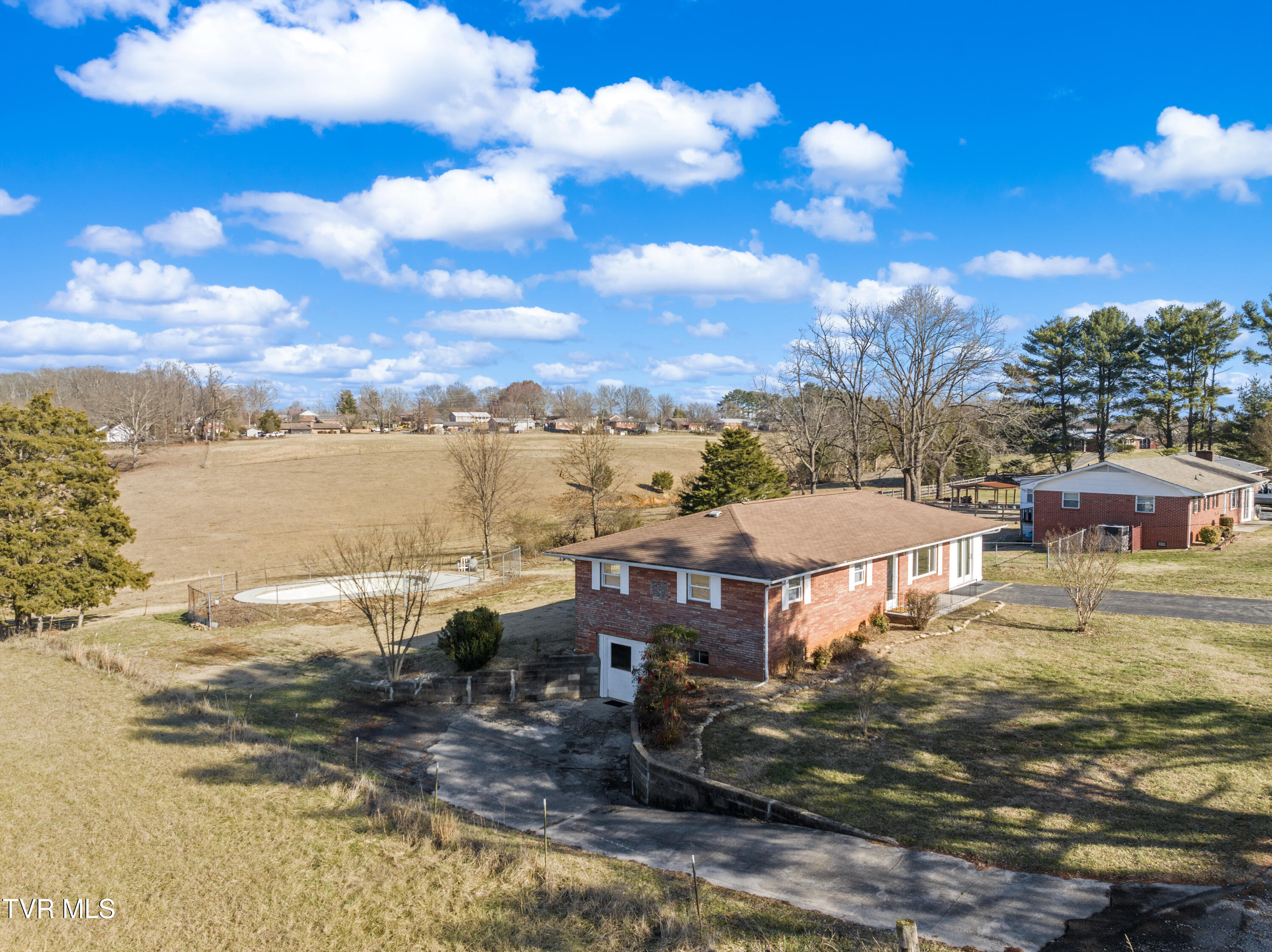596 Wanda Drive, Talbott, Tennessee image 4