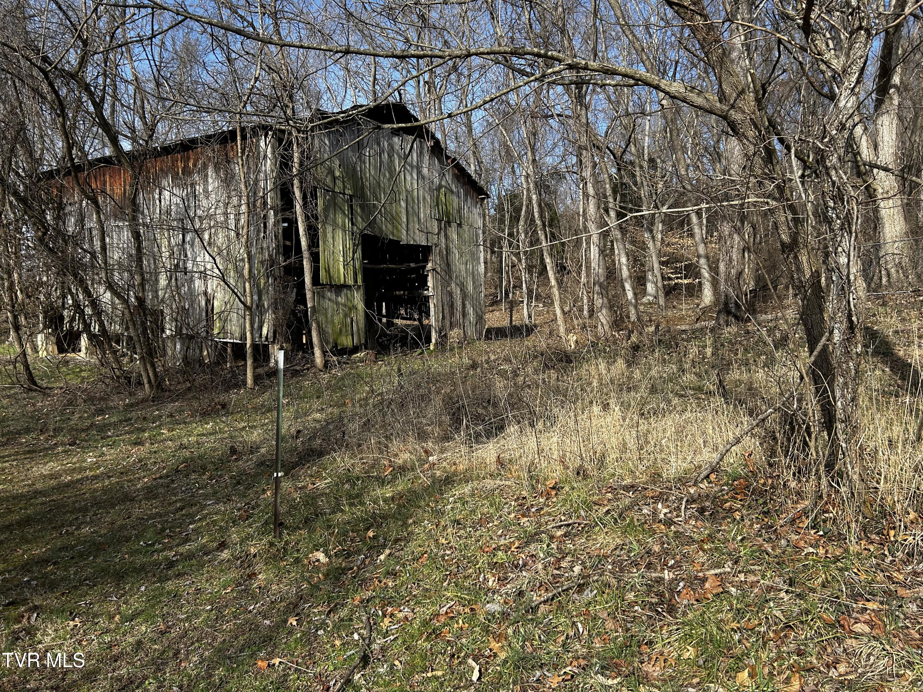 198 Maple Tree Lane, Watauga, Tennessee image 2