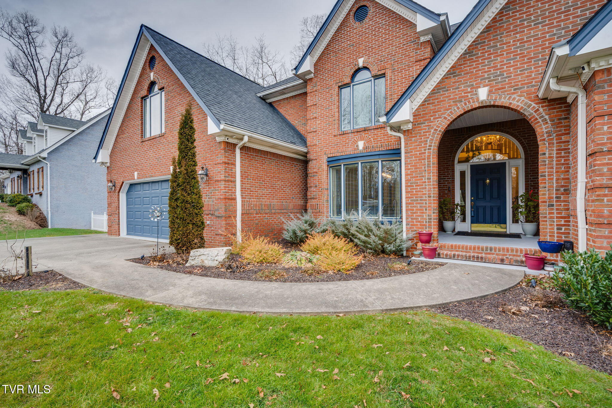 1817 Buckingham Court