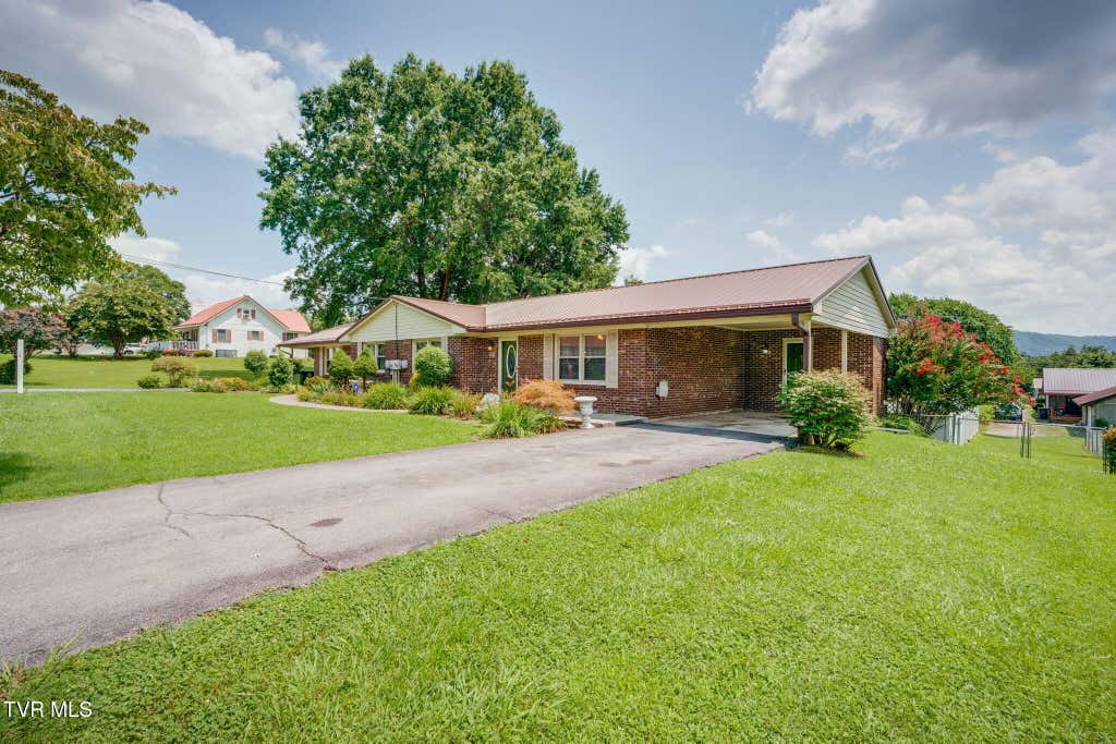 Photo of 207 Cherry Street, Mount Carmel, TN 37645 (MLS # 9999021)
