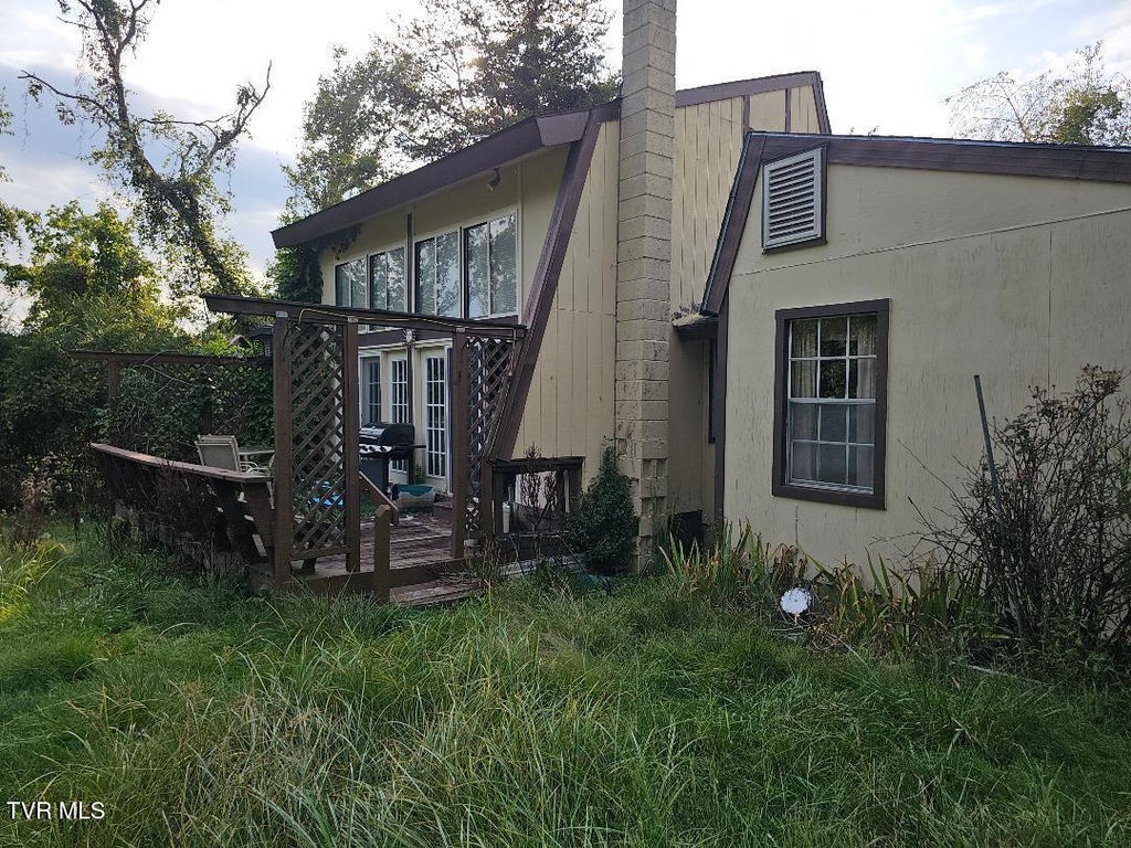 Photo of 154 Old Stone Drive Dr, Clintwood, VA 24228 (MLS # 10000823)