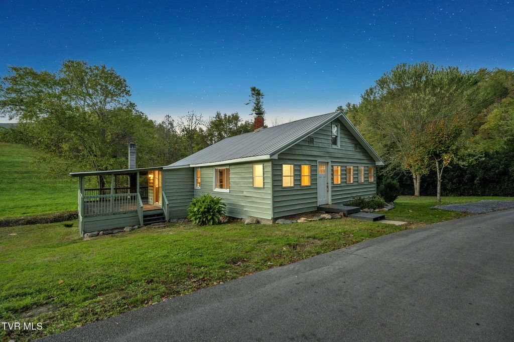 Photo of 110 Old Ridge Road, Erwin, TN 37650 (MLS # 9987063)