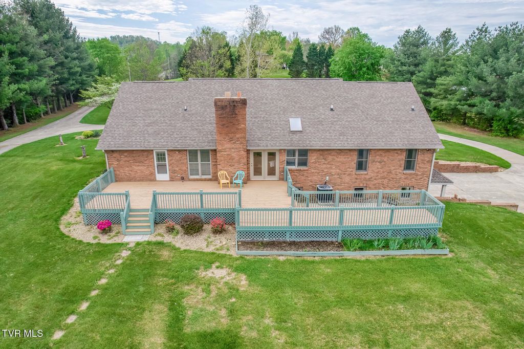 Photo of 1237 White Top Road, Bluff City, TN 37618 (MLS # 9994096)