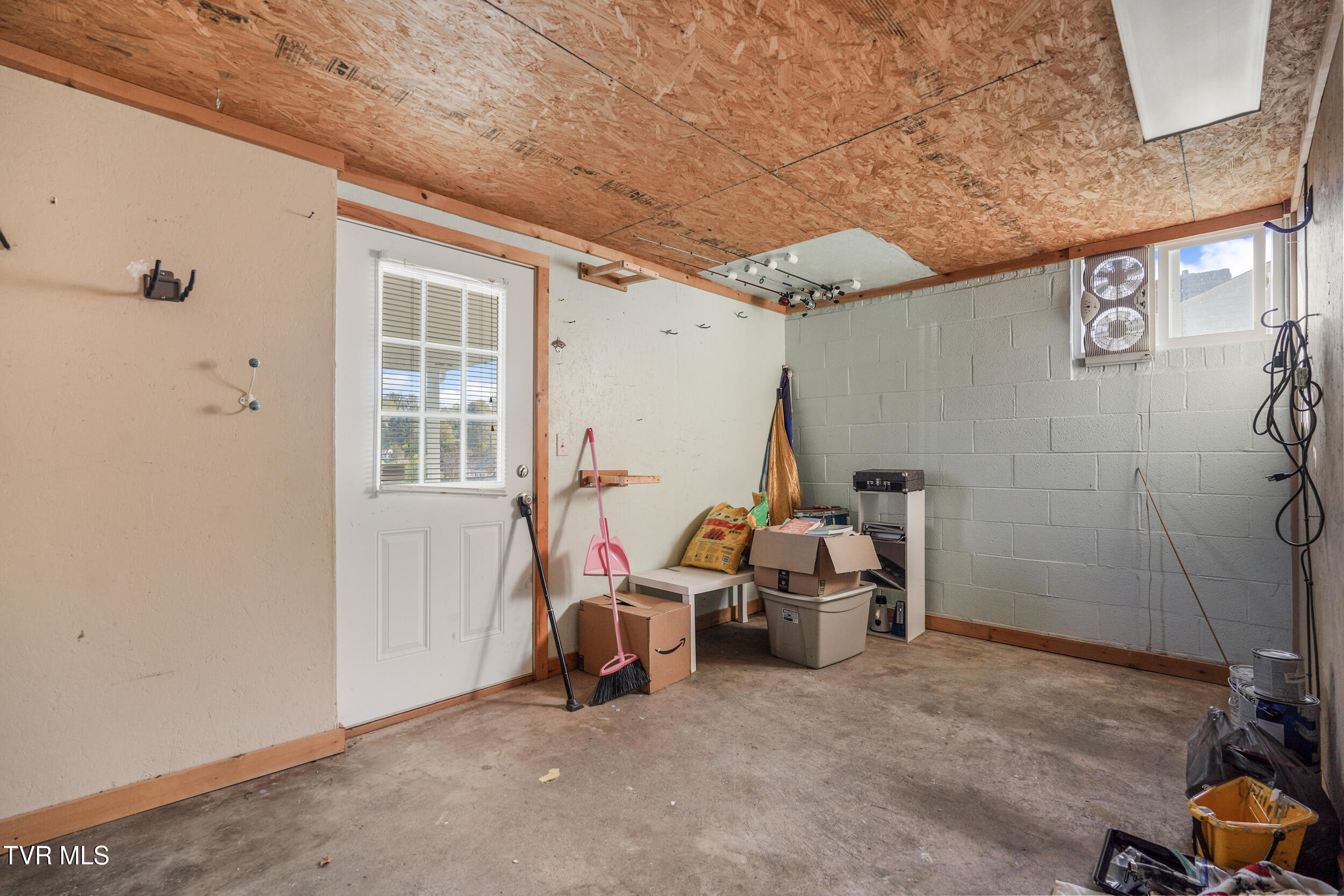 610 Pine Hill Road, Elizabethton, Tennessee image 37