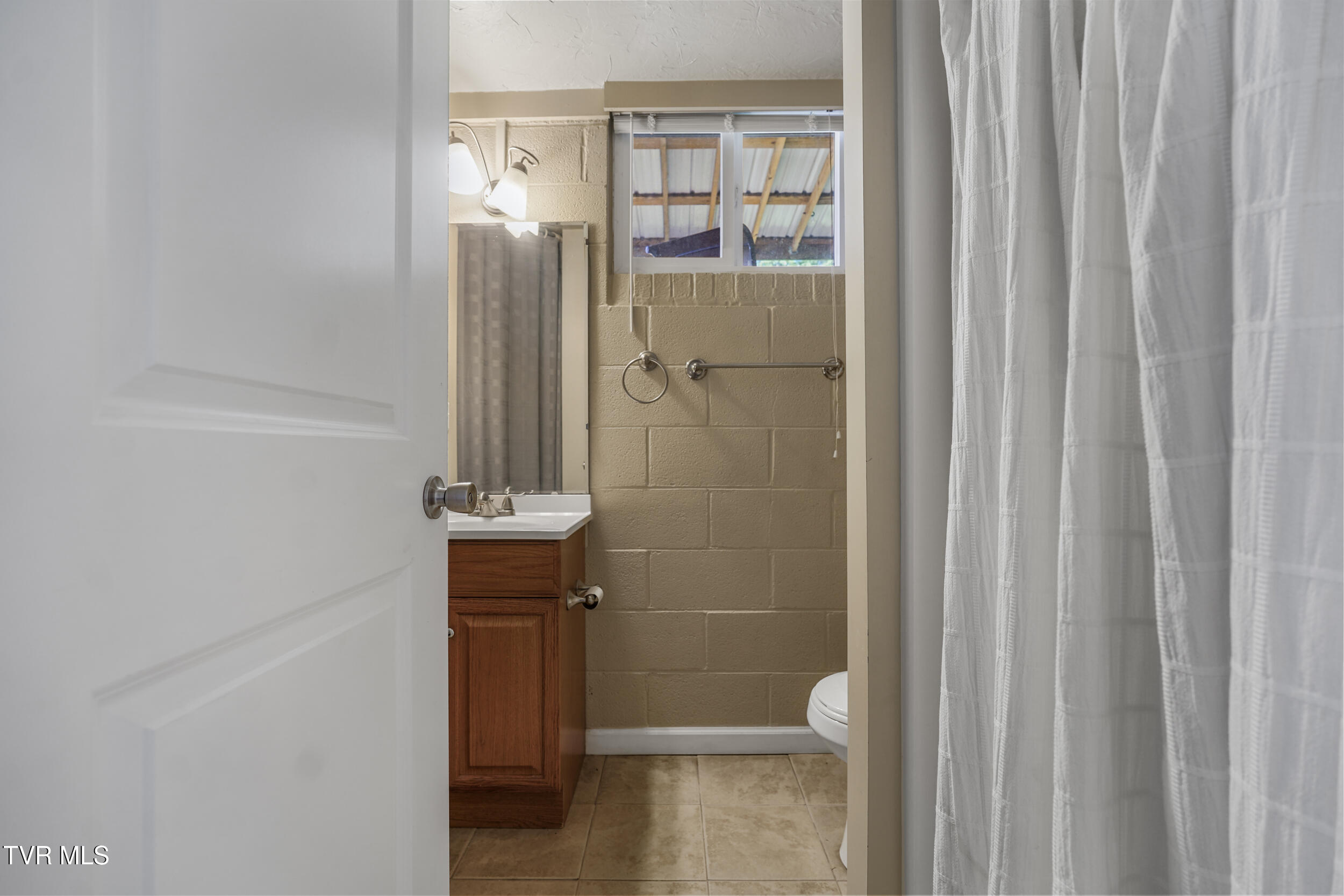 610 Pine Hill Road, Elizabethton, Tennessee image 40
