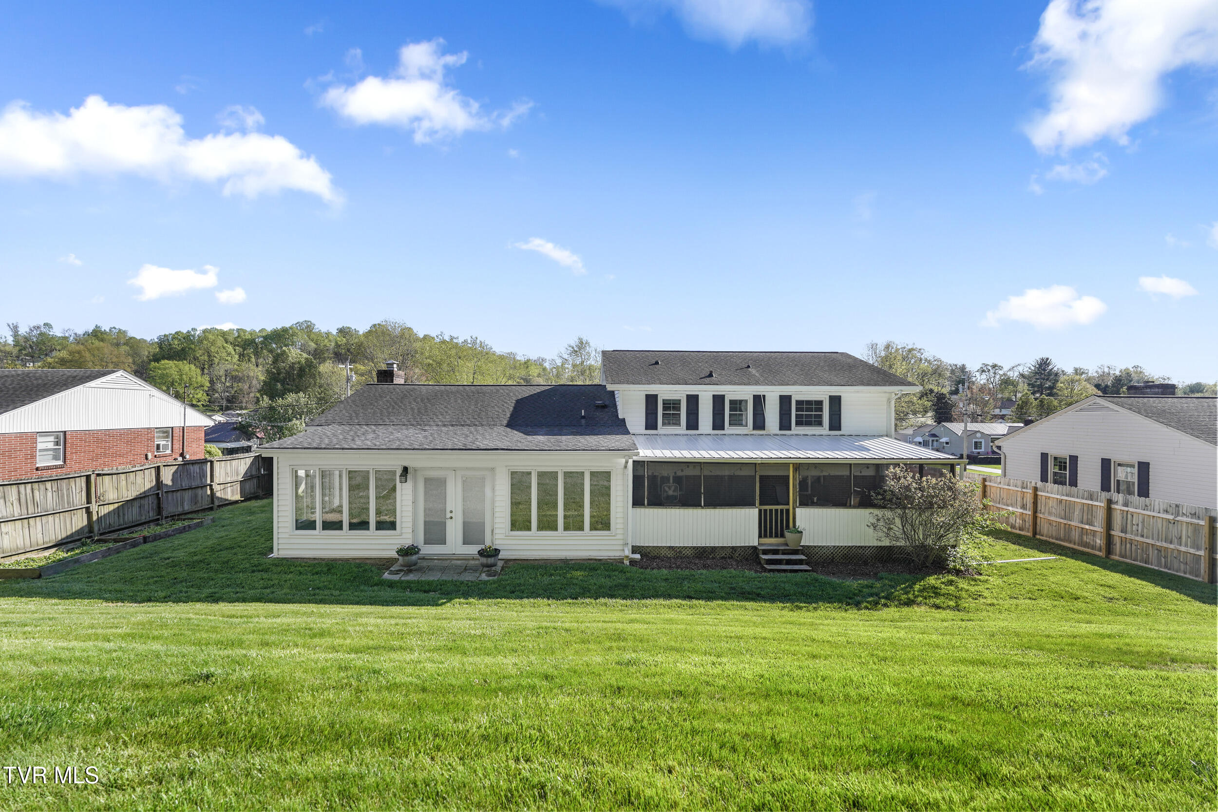 610 Pine Hill Road, Elizabethton, Tennessee image 7