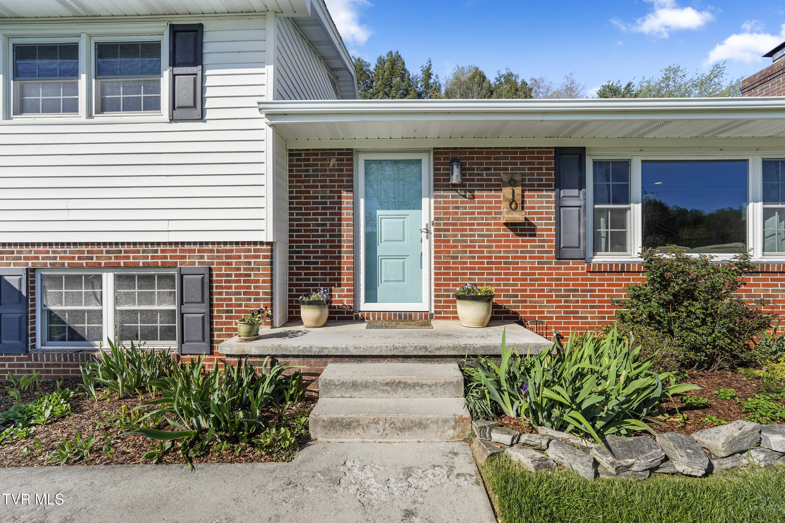 610 Pine Hill Road, Elizabethton, Tennessee image 3